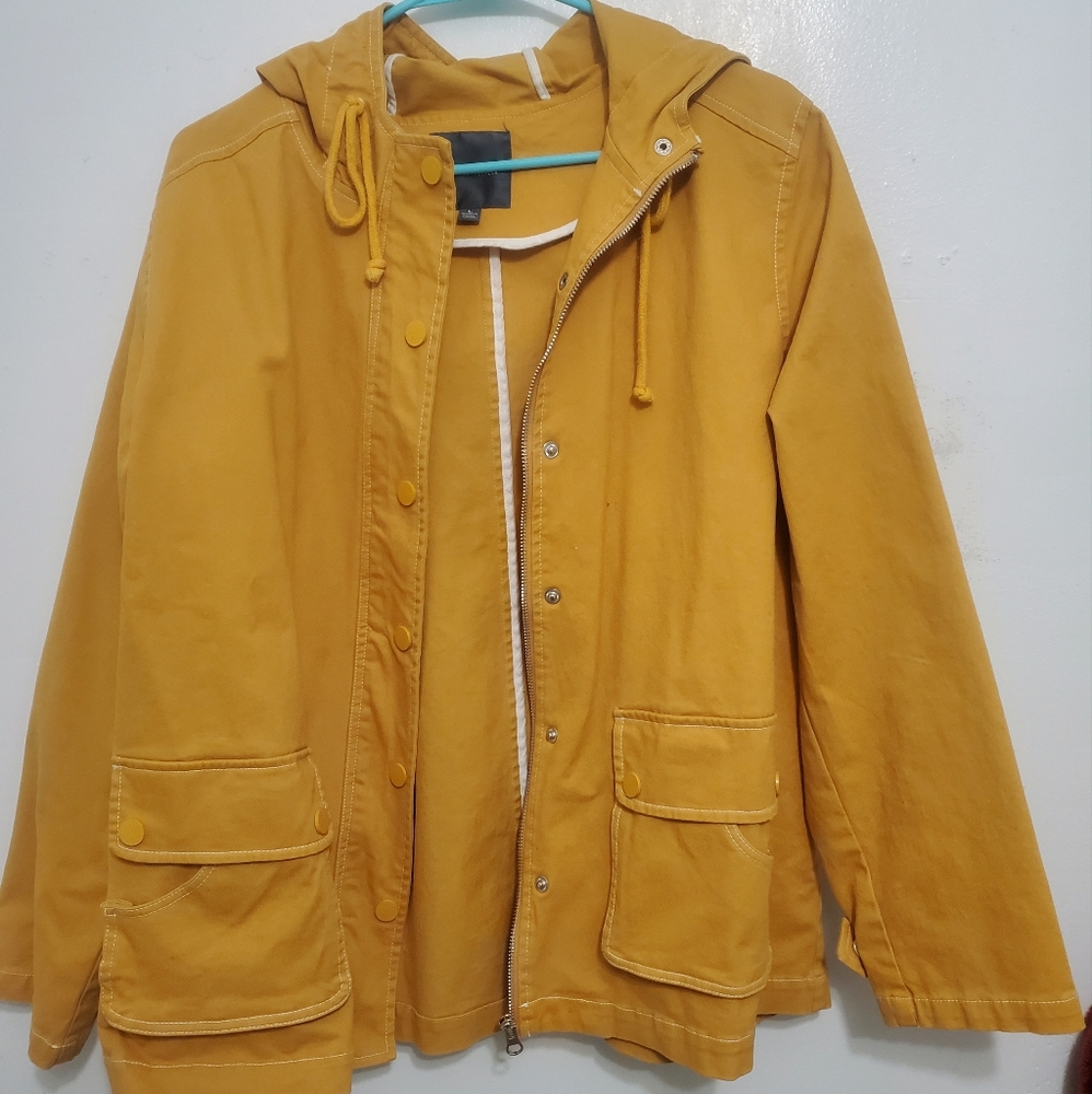 Yellow Modcloth Jacket size Large !